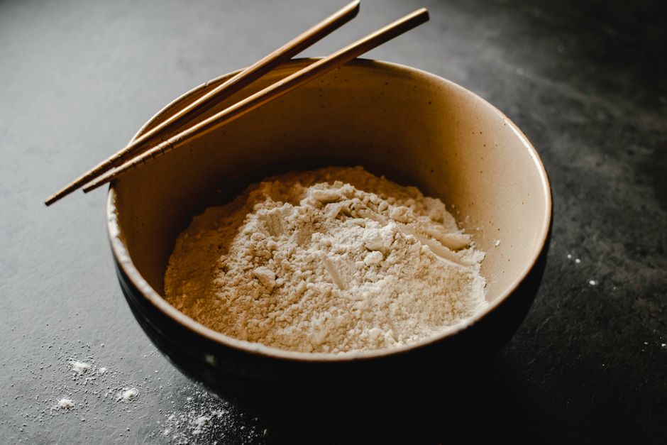 From Acorn to Flour: A Step-by-Step Leaching Guide